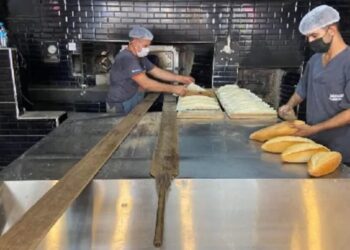 İstanbul’da 6 ilçede aşı olmayana ekmek satılmayacak