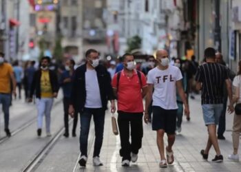 ‘İleriki süreçlerde Delta Plus’tan başka mutasyonları konuşacağız’