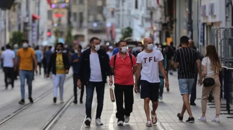 ‘İleriki süreçlerde Delta Plus’tan başka mutasyonları konuşacağız’