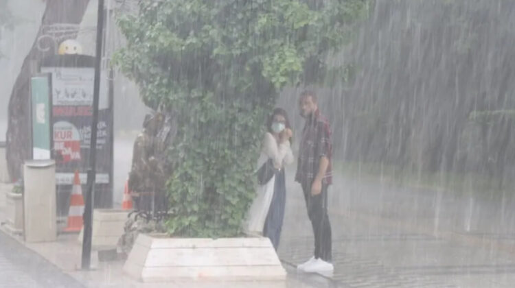 Doğu Karadeniz ve Marmara’da sağanak uyarısı