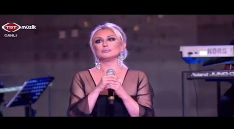 Muazzez Ersoy TRT’de canlı yayında isyan etti: Burama kadar geldi