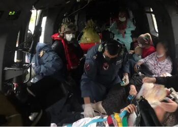 Sinop Ayancık Devlet Hastanesi’ndeki hastalar helikopterle nakledildi