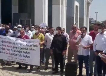 Tuzla Belediyesi önünde protesto: TOKİ emlakçılığa mı başladı?