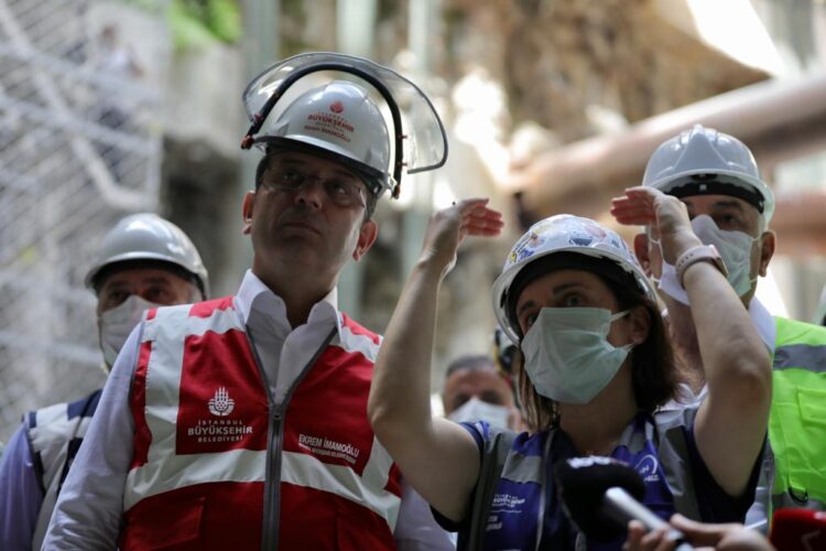 İmamoğlu: “Yangınlarda sorumluluğu belediyelere pas etme çabasını acizlik”