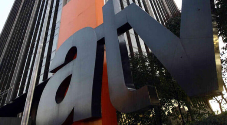 ATV’de şok ayrılık