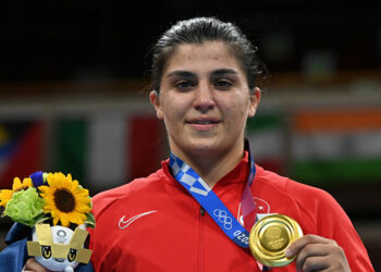 Boks şampiyonundan, ‘madalya’ eleştirilerine yanıt verdi