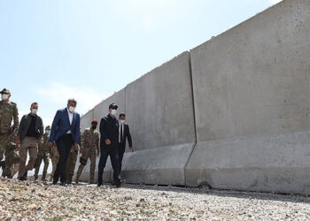 Afganistan’daki göçe karşı ‘çözüm’ yüksek duvar