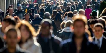 Vatandaş salgını yardımsız geçirdi