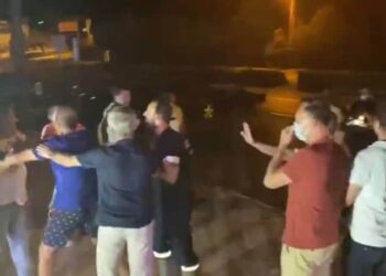 Halk TV’nin canlı yayınına baskın!