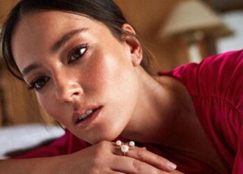 Oyuncu Pelin Akil’den ‘kadın cinayetleri’ tepkisi