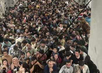 Rusya: Afganlar, Katar yerine Uganda’ya götürüldü