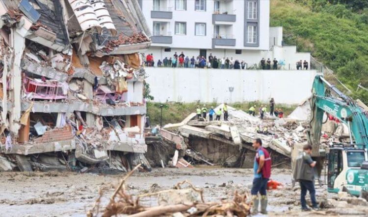 Sel felaketinde her geçen saat can kaybı artıyor