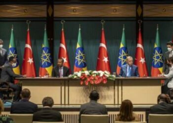 ‘Taliban’ı övmek serbest, Atatürk’ü övmek yasak’