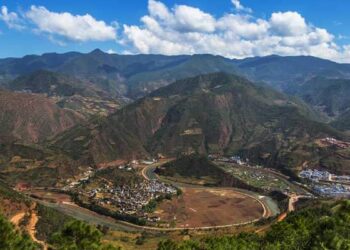 Xi’den Yunnan’daki sınır köylerini canlandırma çağrısı