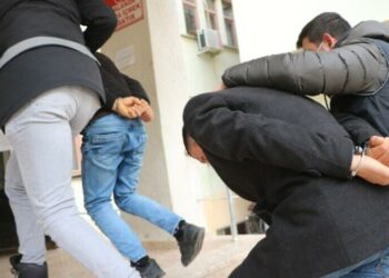 Kripto FETÖ’cülere operasyon