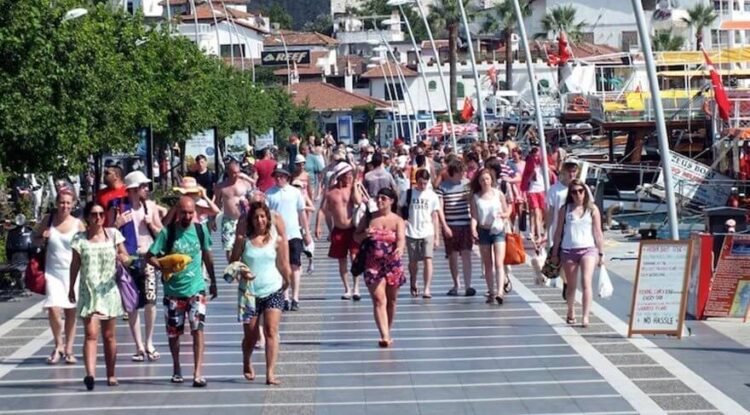 Turizme yangın darbesi