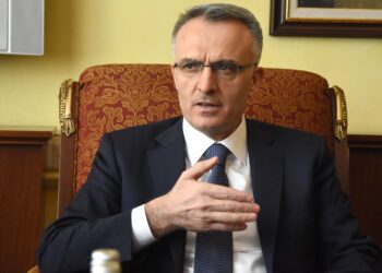 Eski başkan Naci Ağbal’dan dikkat çeken  paylaşım