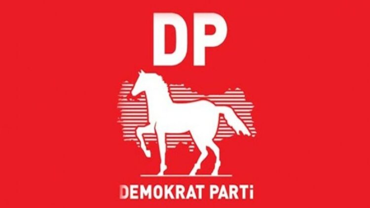 Demokrat Partililerden toplu istifa