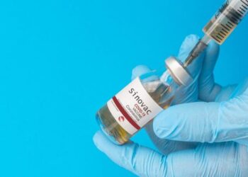 Sadece 2 doz Sinovac aşısı olanlar artık ‘risk altında’
