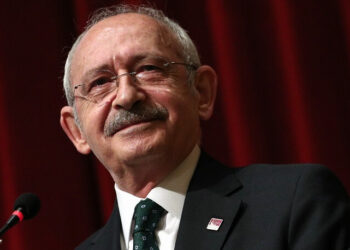 Kılıçdaroğlu’ndan Erdoğan’a: ‘Çıkar telefonunu göster’ diyen dayılara benziyorsun