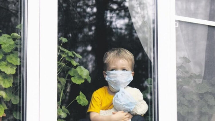 Covid olan her 10 çocuktan biri aylarca bunu yaşıyor