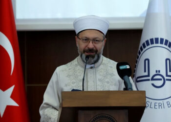 Diyanet’ten sosyal medyaya ‘fıkıh’la düzenleme önerisi