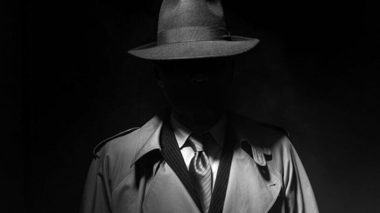 Emin Çölaşan: Esrarengiz Bay M.G. şimdi konuşacak mı?