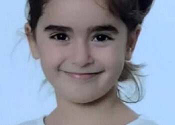 Boynuna perdenin zinciri dolanan Miray Elif, kurtarılamadı