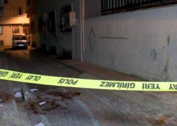 İstanbul’da sokak ortasında kadın cinayeti