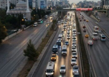 İstanbul’da trafik durma noktasına geldi
