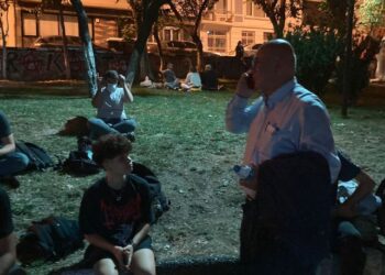 Üniversiteliler yurt protestolarının ikinci gününde Beşiktaş’ta