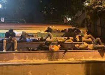Mimarlar Odası: ‘Parklarda yardım değil hak talep eden öğrencilerin yanındayız’