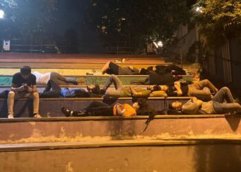 Polis, ‘Barınamıyoruz’ eylemine katılan öğrencileri fişledi