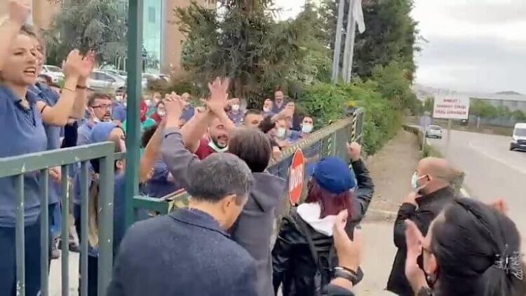 Sendikalı işçiler işten çıkarıldı, direniş başladı