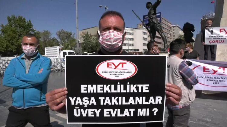 EYT’lilerden ‘çift dikiş’ eylemi