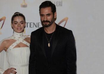 Özge Özpirinçci ve Burak Yamantürk evlendi