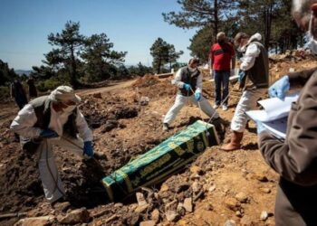 Aydemir: Pandemi ölümlerini gizlemek için veri akışı durduruldu