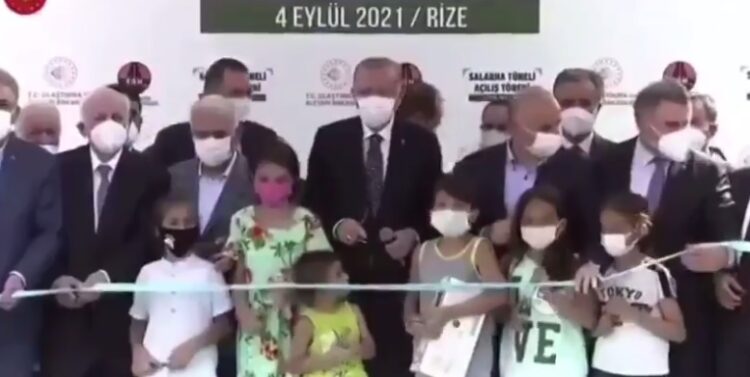 Erdoğan’dan küçük çocuğa: Ulan tamam be!