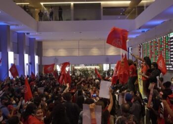 Brezilya’da Evsiz İşçiler Hareketi Sao Paulo Borsası’nı bastı