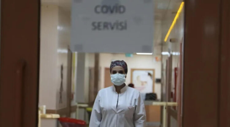 2 ayda 9 aşısız hamile kadın vefat etti