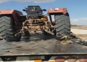 Tarlada çalışırken çiftçinin traktörü hacizle elinden alındı