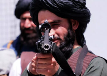 Taliban, berberlere sakal tıraşı yapmayı ve dükkanda müzik çalmayı yasakladı