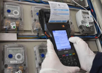 Bir ayda 225 bin abonenin elektrik ve gazı kesildi