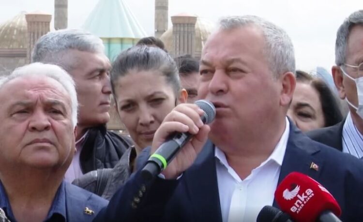 Enginyurt: FETÖ’cü arıyorsan aynaya bak Melih Gökçek