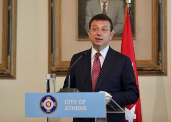 İmamoğlu, Yunanistan Başbakanı Miçotakis ile görüştü