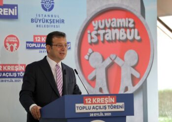 İmamoğlu, 12 kreşi eş zamanlı açtı