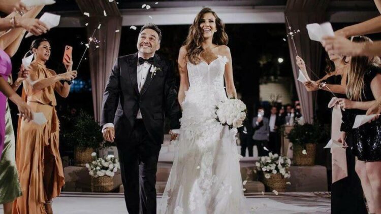 Arda Türkmen ve Melodi Elbirliler dünya evine girdi