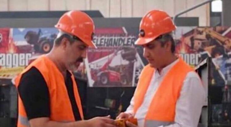 Aşı yaptırmayan iki kardeş 2 saat arayla hayatını kaybetti