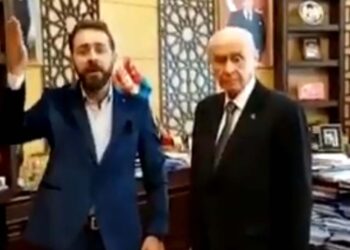 Bahçeli’nin yanında Bahçeli’nin taklidini yaptı