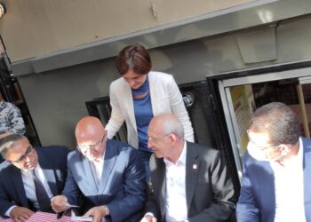 Kılıçdaroğlu, Orhan Kemal Müzesi’ni ziyaret etti, Orhan Kemal kitabı ile ilgili anısını anlattı
